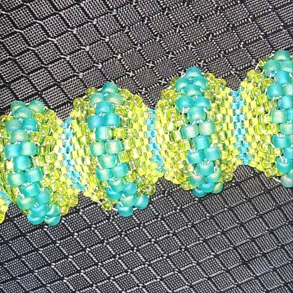 Beaded Bracelet Handmade Blue & Green seed beads. - Picture 2 of 4